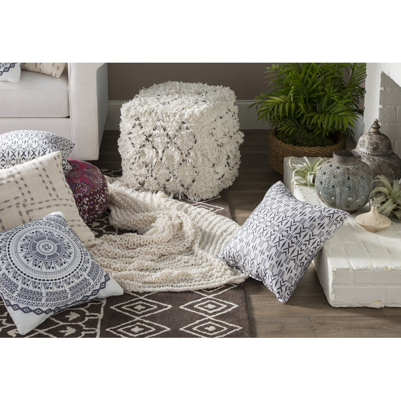 Coussin intérieur / extérieur Holli Zollinger, 20 po x 20 po