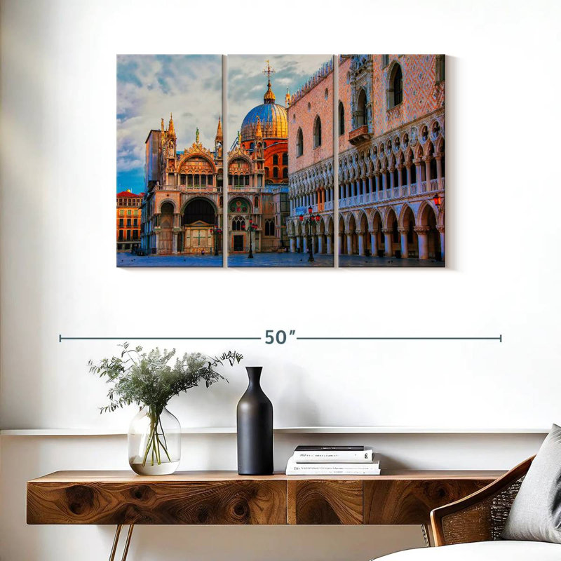 Sebbie Saint Mark's Square, 24" H x 38" W