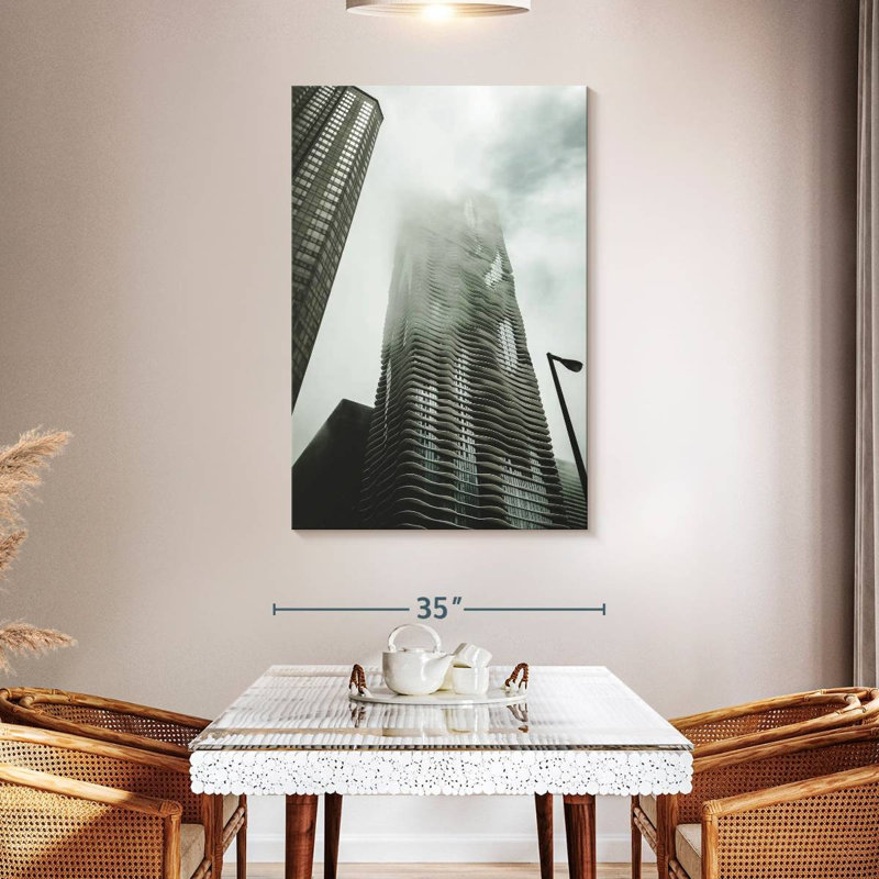 Lilie Chicago Skyscraper, 48" H x 32" W