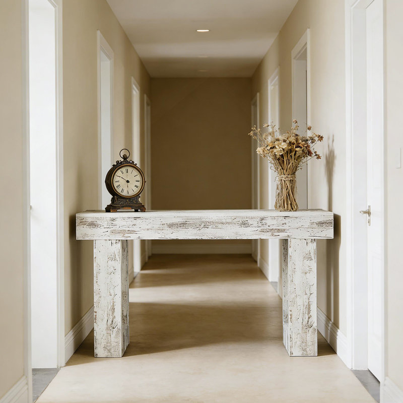 Table de canapé en bois de style champêtre avec charme rustique, bois d'ingénierie durable et utilisation polyvalente pour la décoration intérieure.