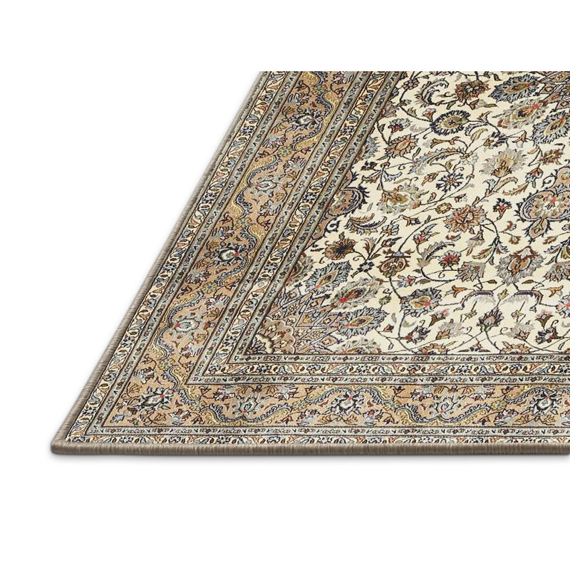 Tapis traditionnel beige / vert Gilbrae, Rectangle 5 pi x 7 pi