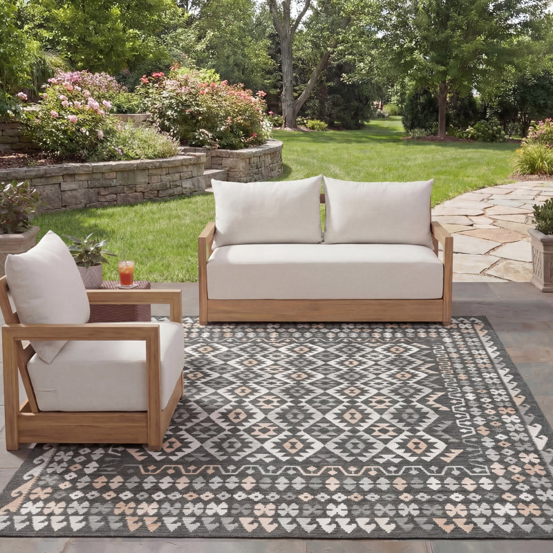 Amatia Sunrise Performance Geometric Indoor/Outdoor Area Rug, Rectangle 8' x 10'