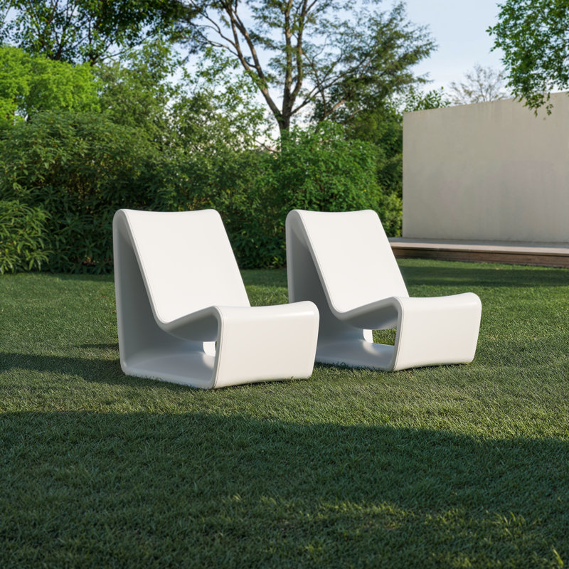 Loop Outdoor Lounge Chair, Highcloud White