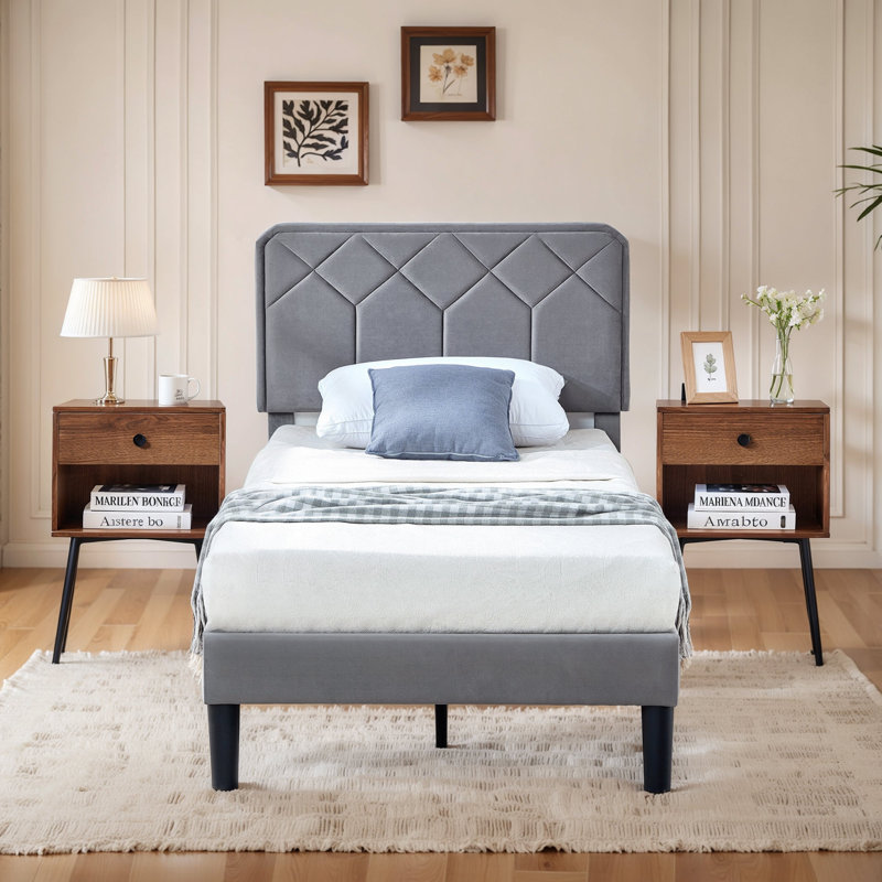 Boncile Metal Piece Bedroom Set, Brown, Twin