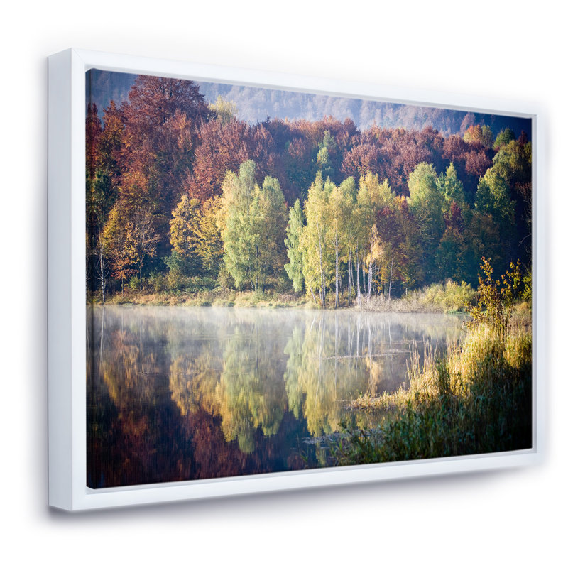 Couleurs d'automne au bord du lac - reproduction de photo sur toile, H 12 po x l 20 po x p 1 po, Toile blanche encadrée