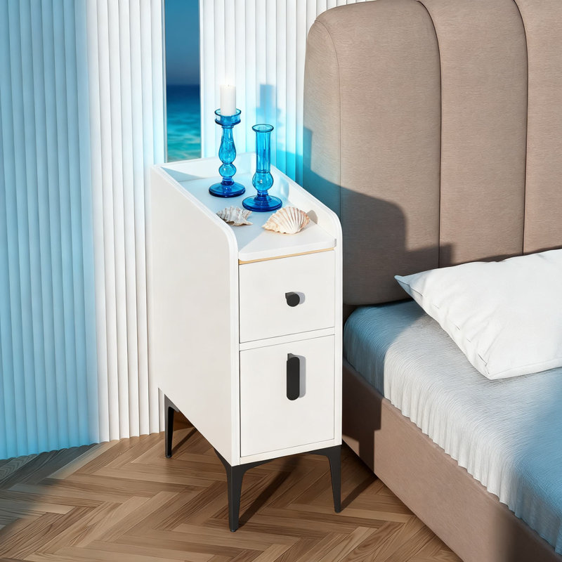 Table de chevet mince avec 2 tiroirs et surface en similicuir, table d'appoint étroite pour la chambre à coucher, le salon et le dortoir