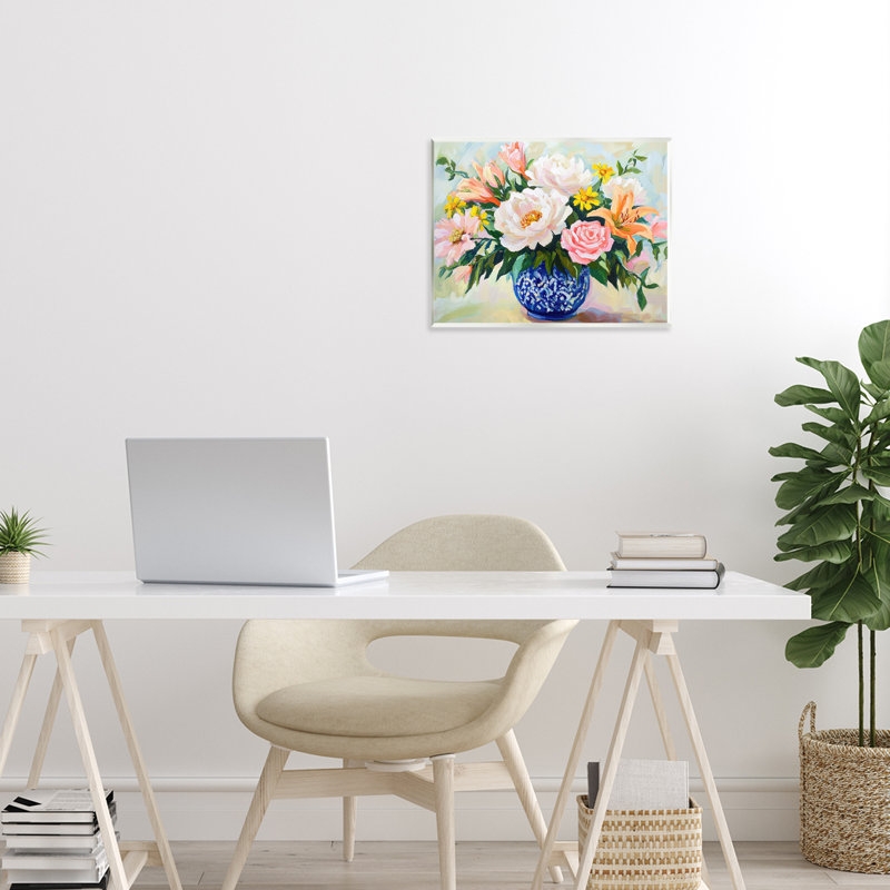 Plaque murale indigo chinoiserie avec fleurs assorties, design par Petal Prints Design