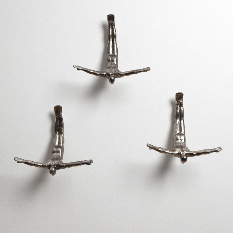 Wall Diver, Silver