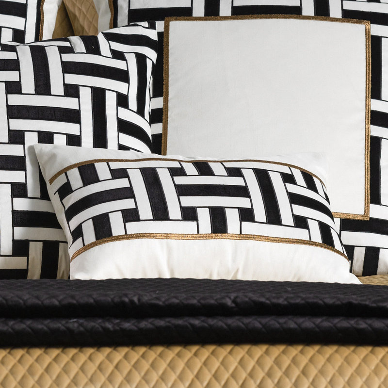 Tommy Lumbar Pillow Cover & Insert
