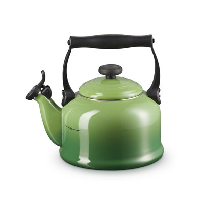 Le Creuset Traditional Kettle with Fixed Whistle 2.1L