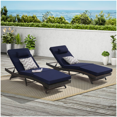 Ensemble de 2 chaises longues d'extérieur en osier d'extérieur, chaise longue inclinable en osier pour bronzer jusqu'à 150 ° sur la plage au bord de la piscine