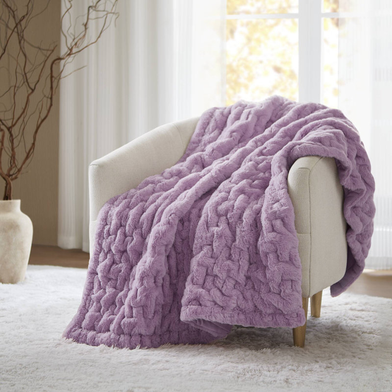 Jeté réversible uni en fausse fourrure mauve 50 x 60 po, Mauve