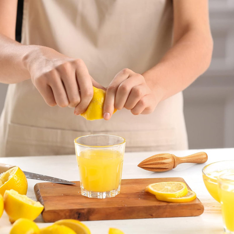 2-Pack Beech Wood Citrus Reamer, Ergonomic Handheld Manual Juicer, Easy-Grip Tool for Home Bar Cafe Restaurant Lemon Orange Lime