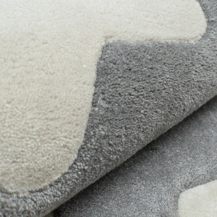 Rug, 6' x 9'