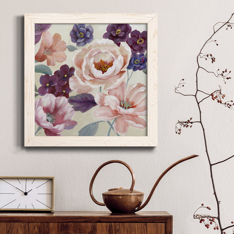 Soft Romance - Peinture sur toile encadrée, H 17 po x l 17 po x P 1,5 po, Toile avec cadre blanc patiné