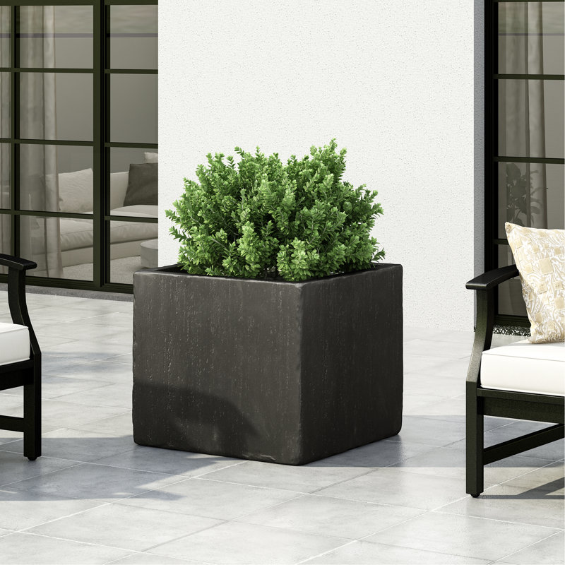 Boîte à fleurs MGO L 22, H 18,75 po x l 21,5 po x P 21,5 po, Noir
