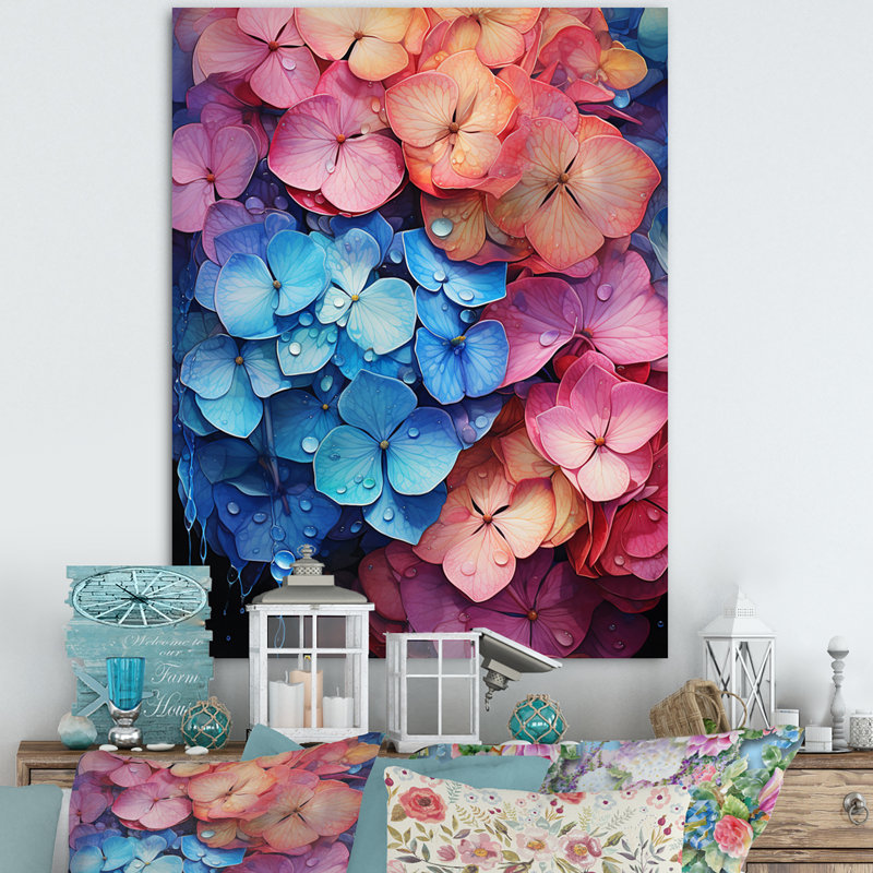 Hydrangées bleues et roses - Pétales surréels, H 44 po x l 34 po x P 1,5 po, Toile tendue