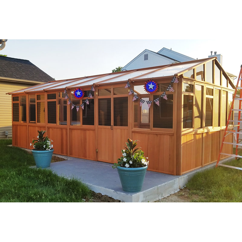 24,83 pi L 13,58 pi. D Pavillon de jardin en bois massif