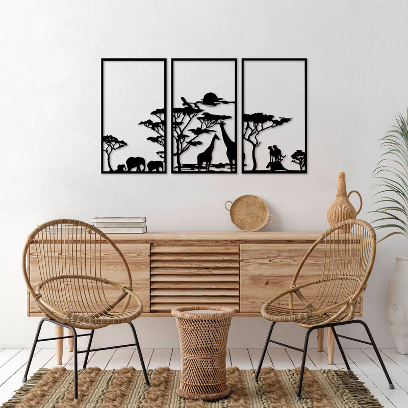 Traditional Wall Decor on Metal