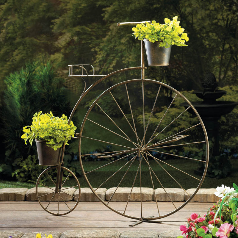Breindel Metal Weather Resistant Plant Stand