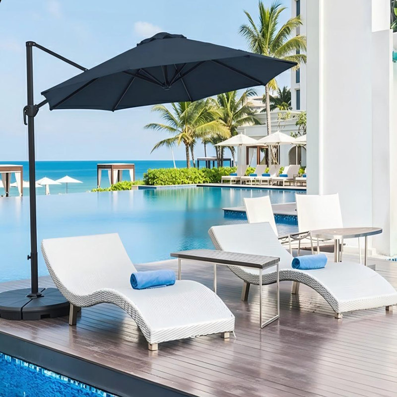 Grand parasol de patio en porte-à-faux rond de 11 pi avec rotation à 360 °, réglage de l'inclinaison et auvent en polyester robuste