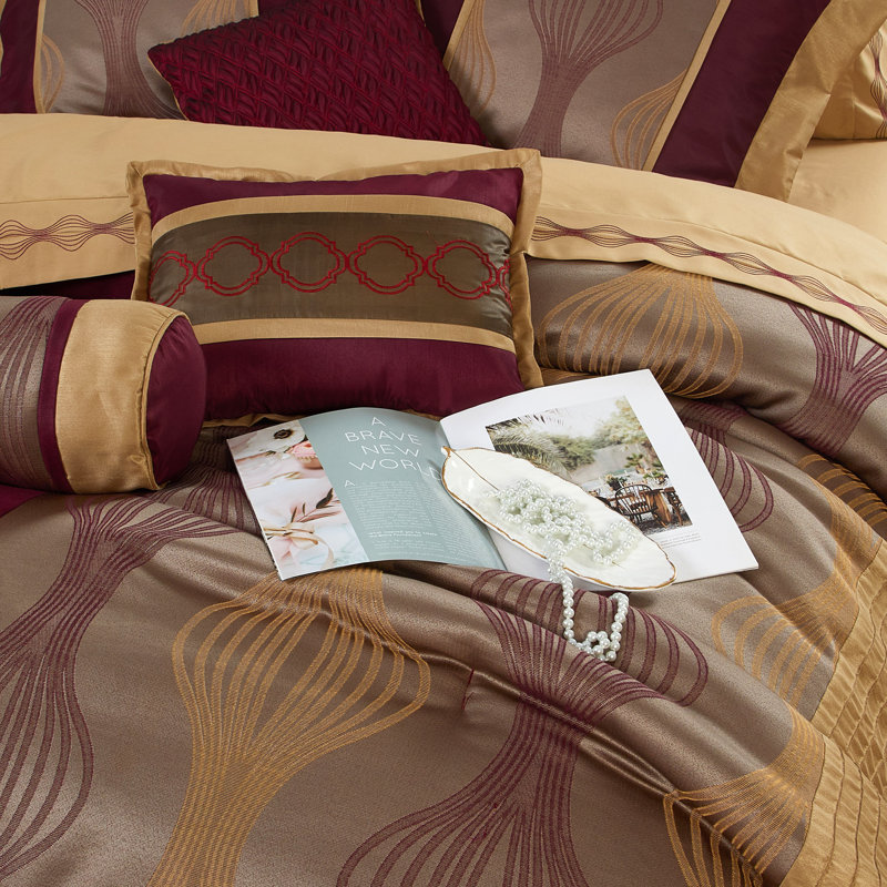 King Wine Gold Microfiber 15-Piece Comforter Set