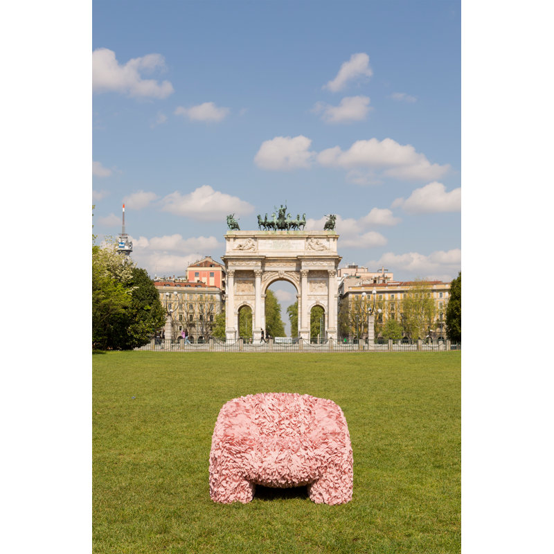 Hortensia Armchair, Pink