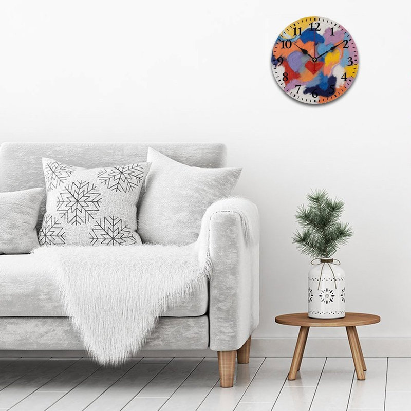 Horloge murale multicolore à motif abstrait en forme de cœur 12 po x 12 po