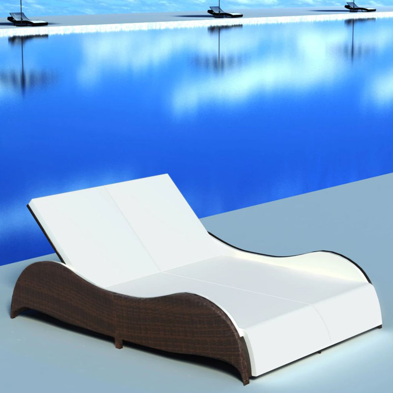 Viqueque 80" Long Single chaise with Cushions, Brown
