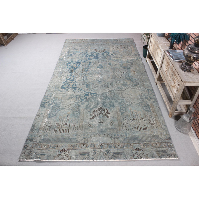 Tapis turc rétro tissé à la main dans des tons de terre, idéal pour rehausser le décor de votre salon ou de votre salle à manger