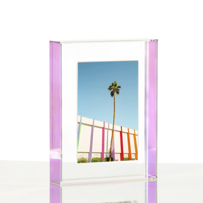 Magnetic Float Picture Frame