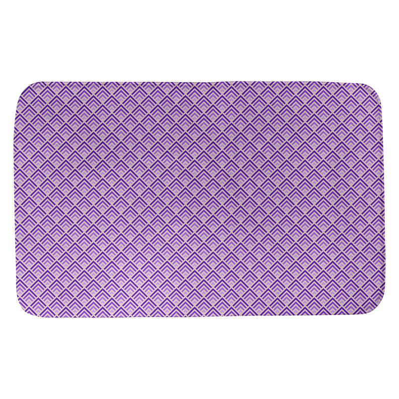Tapis pour salle de bain dégradé Avicia, l 17 po x L 24 po, Rose / Mauve