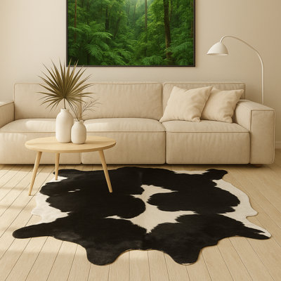 Amerigo Cowhide Southwestern Indoor Rug