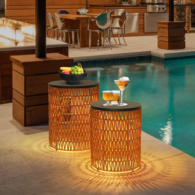 Ensemble de 2 tables d'appoint en plastique de style bohème avec lumière ambiante et télécommande, pour patio, terrasse et jardin