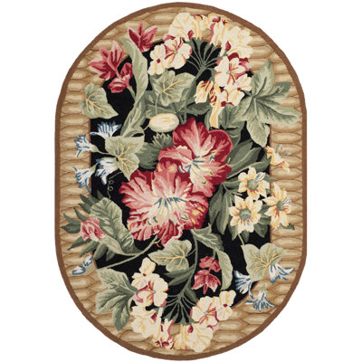 Hogle Hand Hooked Wool Floral Rug