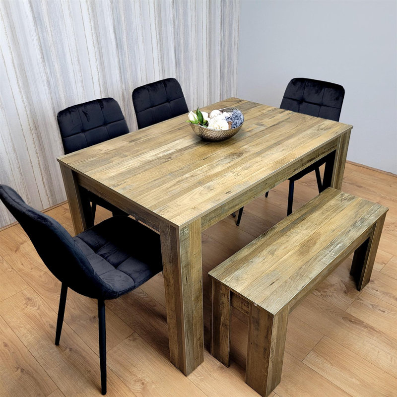 4 - Person Dining Set, 75"H x 90"W x 90"D