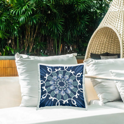 Coussin d'extérieur à motif bleu Fluid Shapes par Geoff Tygert