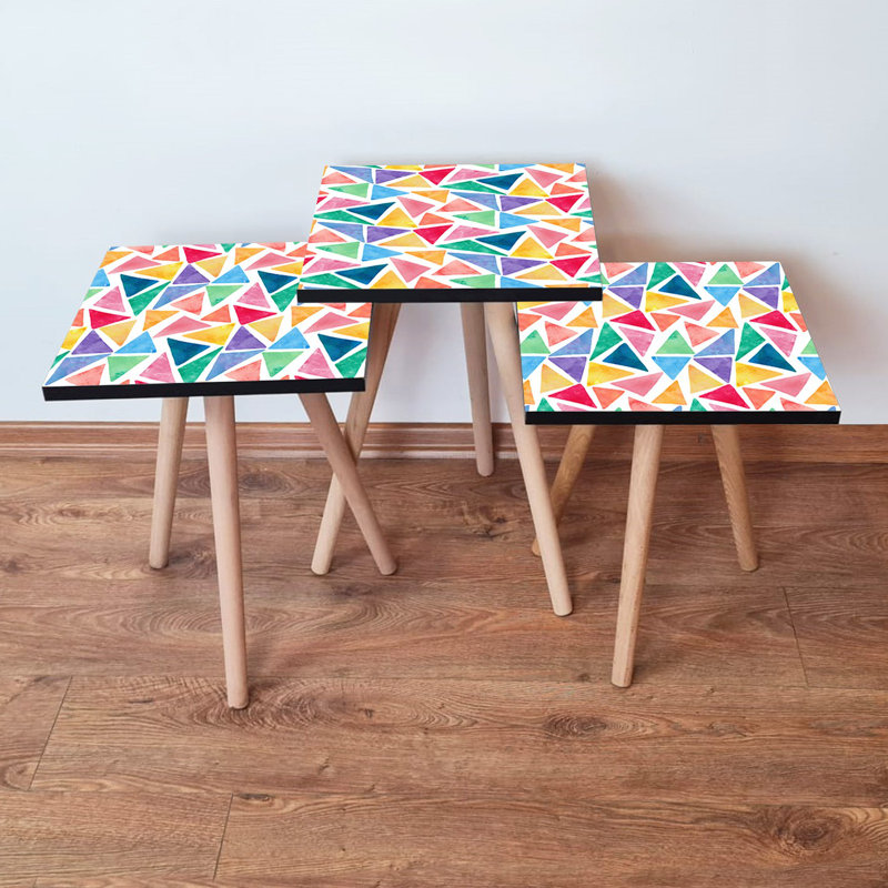 Ensemble de 3 tables gigognes modernes, motif géométrique abstrait, 100% panneau de fibres à densité moyenne avec pieds en bois de hêtre | Grand: 13,8 po x 20,5 po x 13,8 po, moyen: 13,8 po x 18,5 po x 13,8 po, petit: 13,8 po x 16,5 po x 13,8 po | Élégant et polyvalent pour le salon et le bureau