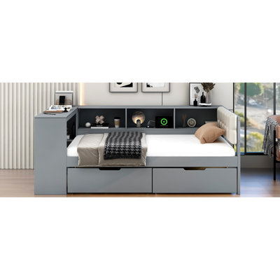 Lit simple en bois gris avec station de charge, tiroirs de rangement et tête de lit plateforme rembourrée avec rembourrage doux, tablettes, station pour beaucoup de commodité