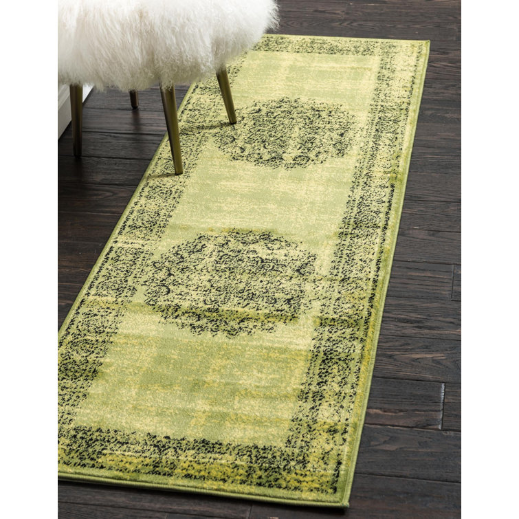 Yareli Oriental Indoor Rug