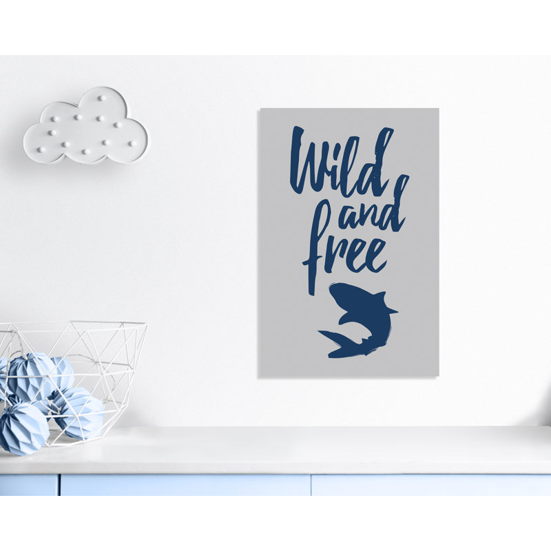 Impression sur papier Rolled Wild Shark, H 36 po x l 24 po x P 1,5 po, Canevas