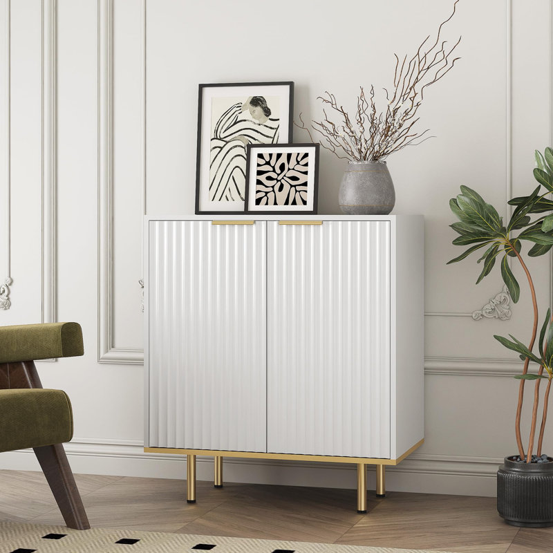 Armoire d'appoint en bois massif Valency, Or, Blanc