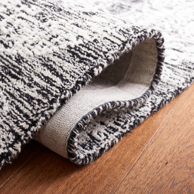Batichon Hand Tufted Wool/Bamboo Silk/Cotton with Cotton Backing Oriental Rug in Gray/Ivory, Square 6'