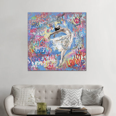 Graffiti Ballerina I - reproduction d'art murale encadrée