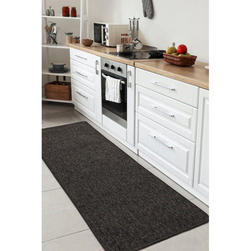 Sumair Solid Colour Machine Tufted Area Rug, Runner 57 x 150 cm