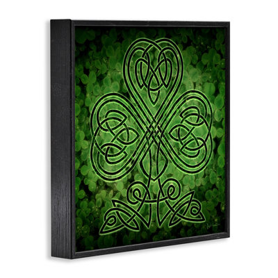 " Green Celtic Shamrock Knot "