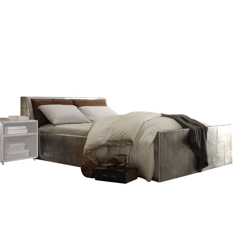 Elegant Roxana Queen Captain's Bed with Tufted Leather and Nailhead Trim