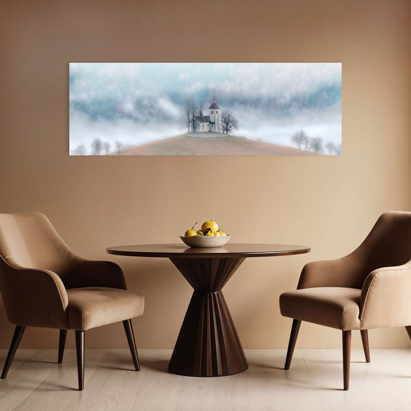 «Misty Hilltop Church», art paisible, H 16 po x l 48 po