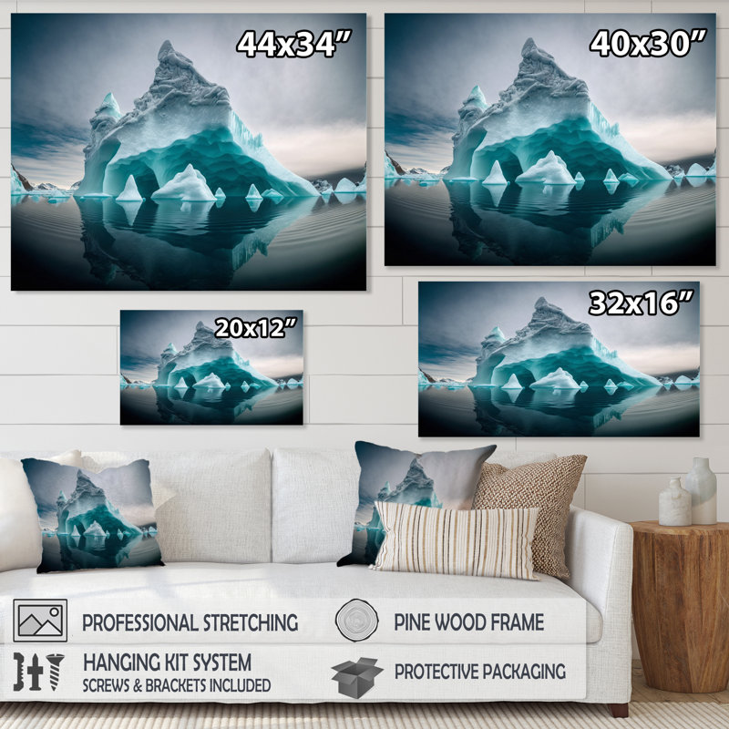 «North Atlantic Blue and White Iceberg IV», reproduction sur toile, H 12 po x l 20 po x P 1 po, Toile tendue