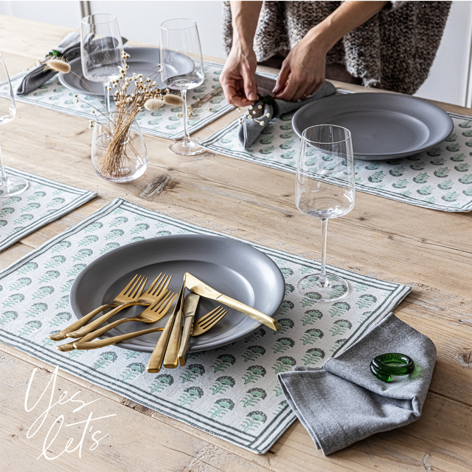 over&back Hand-Blocked Placemats, Set of 4, Green Flower